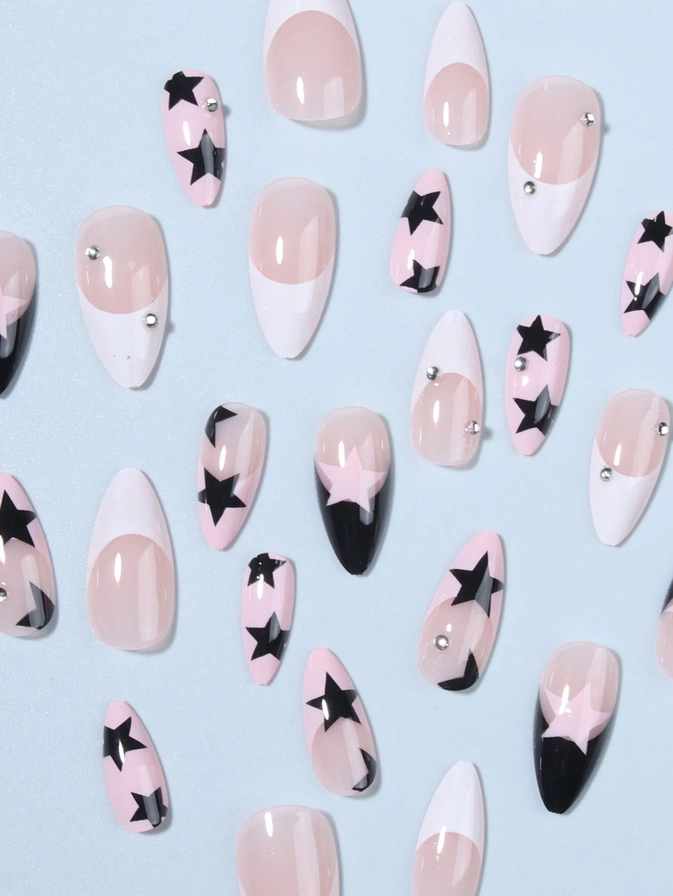 24Pcs/Set Y2K Medium Length Almond Press on Nails White French Tip Acrylic Nails Star with Rhinestones Design Fake Nail, Contain 1Pc Jelly Glue and 1Pc Nail File, Suitable for Women and Girls, Daily Life and Party Use Nail Supplies