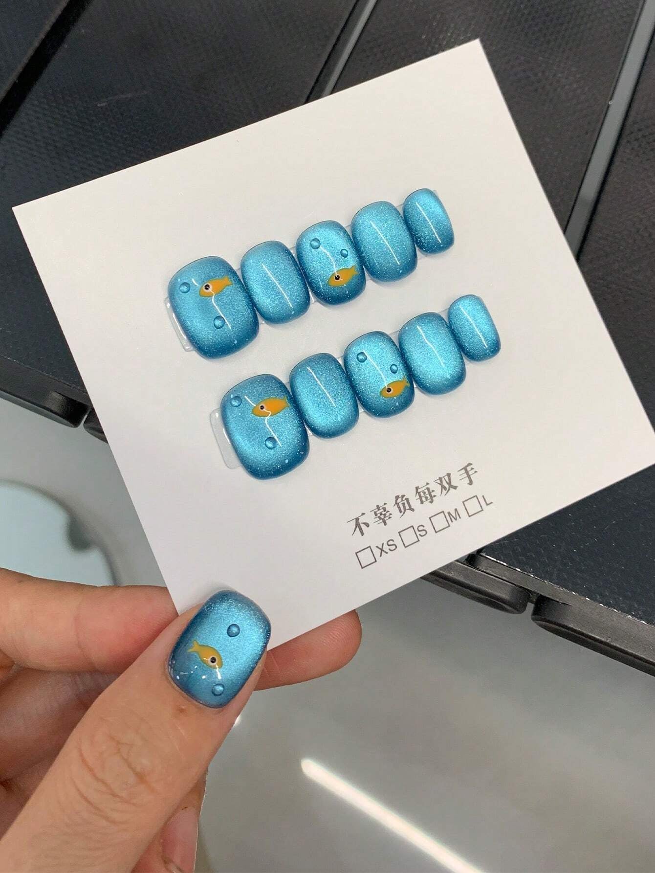 1 Pair / 10Pcs Cute Little Fish Bubble Summer Cool Feeling Nail Art, Short-Wearing Nail, Blue Glass Bead with Cat'S Eye, Lovely Fish on Fingertips, Mysterious and Dreamy Blue of the Sea, Wearing It Will Bring Happiness, Reusable Handmade Nail Art Treatment. Press on Nails