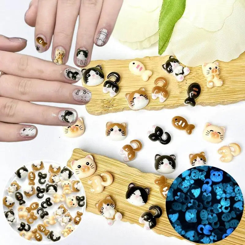 20Pcs Cartoon Cute Cat Head Butt Nail Art Charms Luminous Painting Small Fish Cat Resin Nail Decorations for DIY Hairpin Nails
