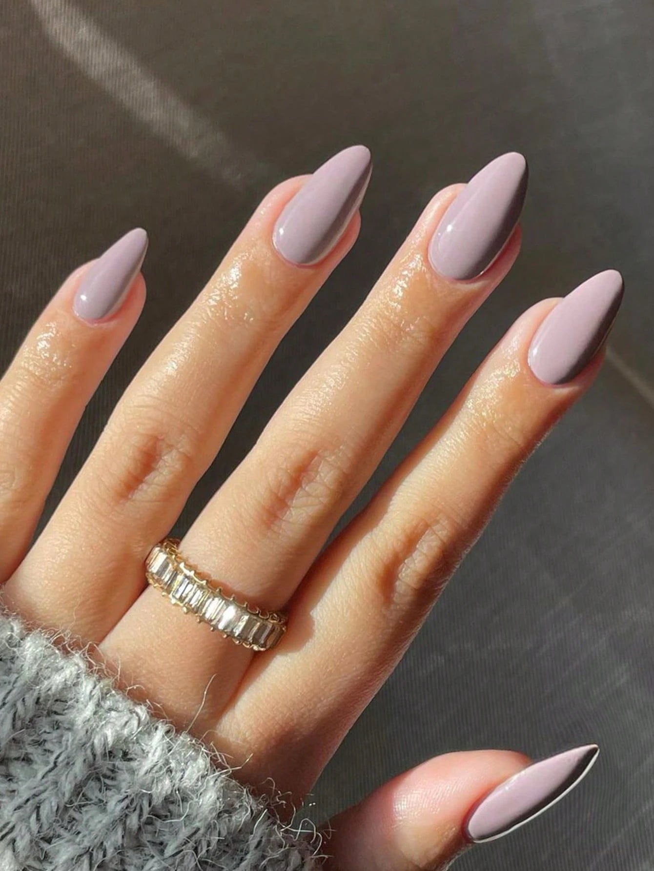 Transform Your Nails With, 24Pcs Almond Presson Nails , Fit Perfectly& Medium Length Design Acrylic Fake Nails, Contain 1Pc Jelly Glue and 1Pc Nail File, Suitable for Ladies and Girls Daily Work Party Use